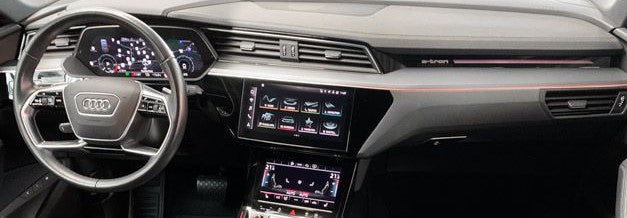 Audi e-tron Sportback (2 Teile)
